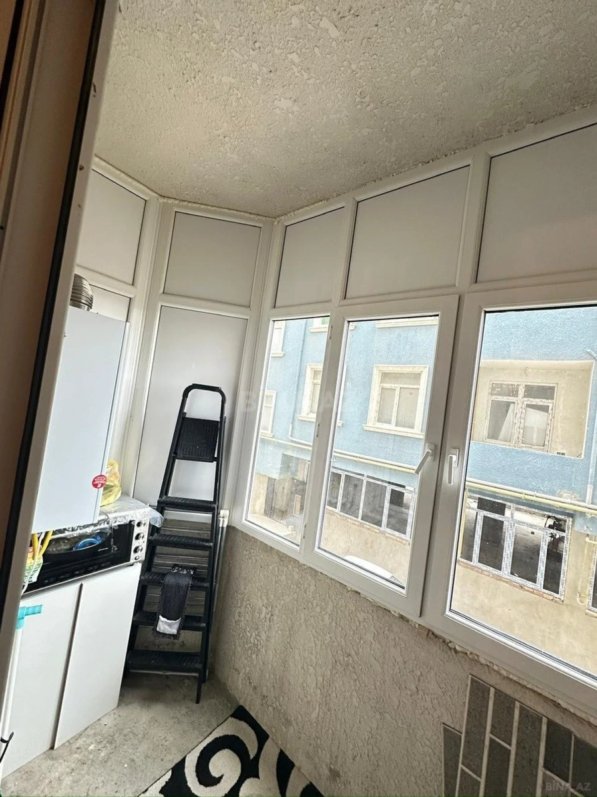 Satılır 3 otaqlı mənzil 68 m²