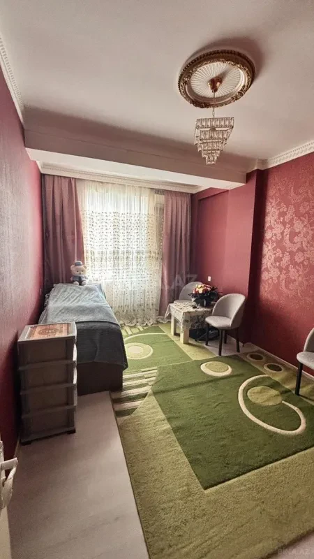 Satılır 3 otaqlı mənzil 68 m²