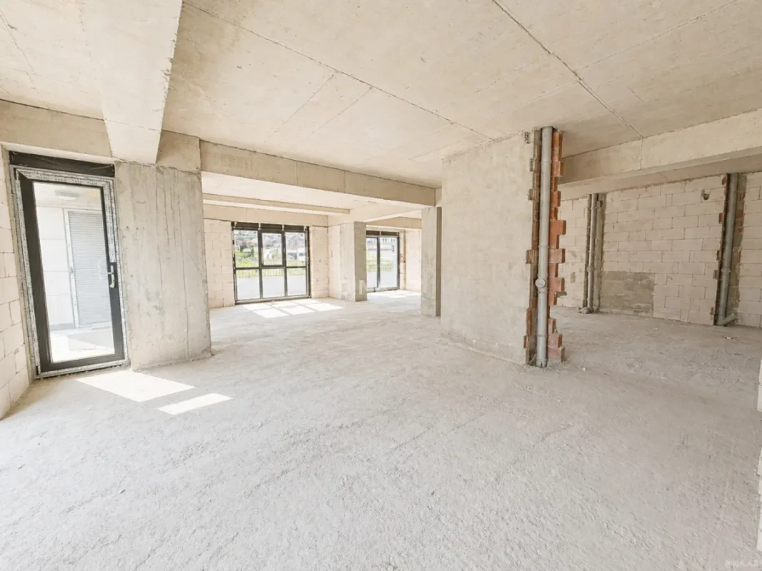 Satılır 3 otaqlı mənzil 127.8 m²