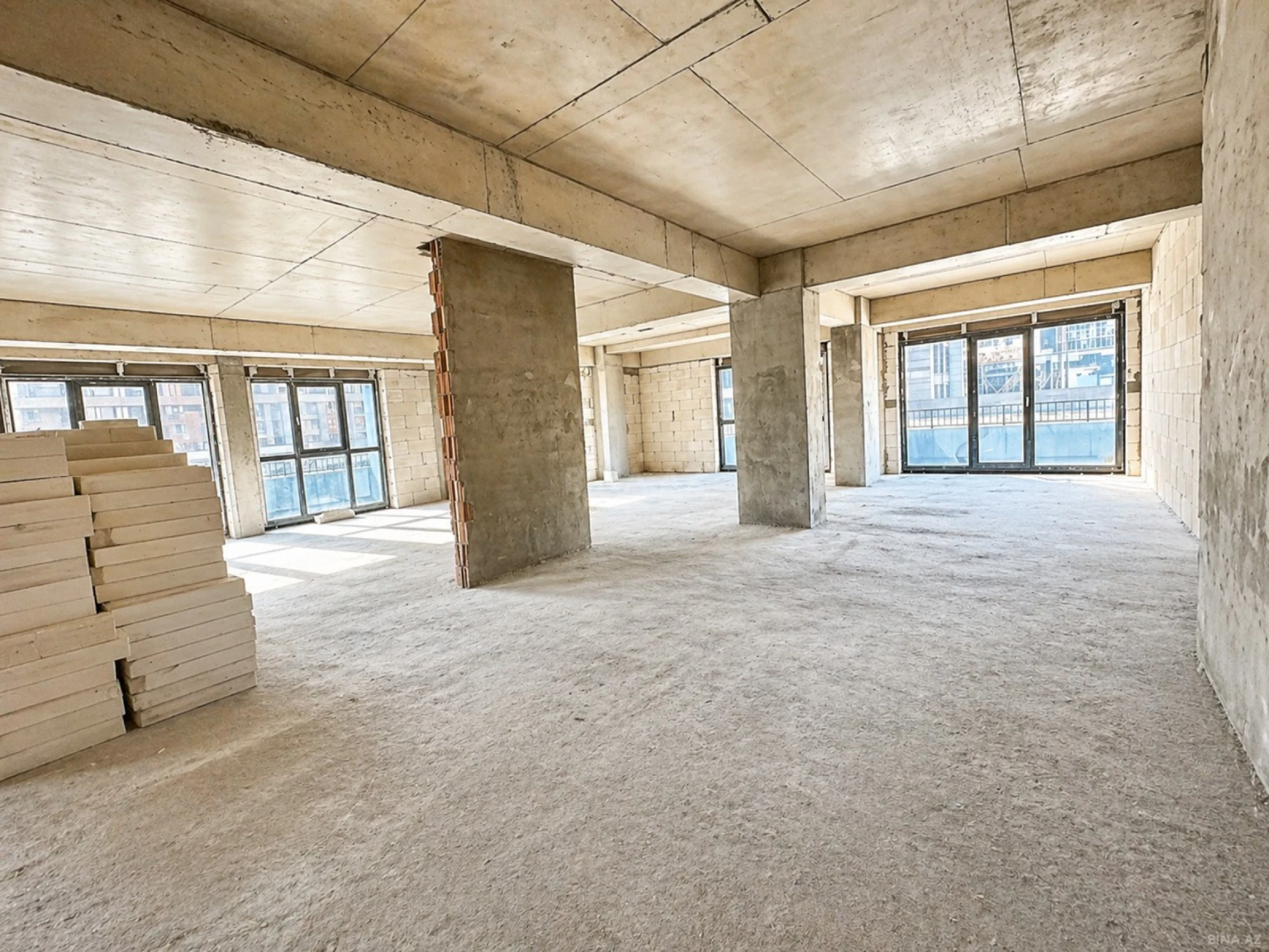Satılır 3 otaqlı mənzil 127.8 m²