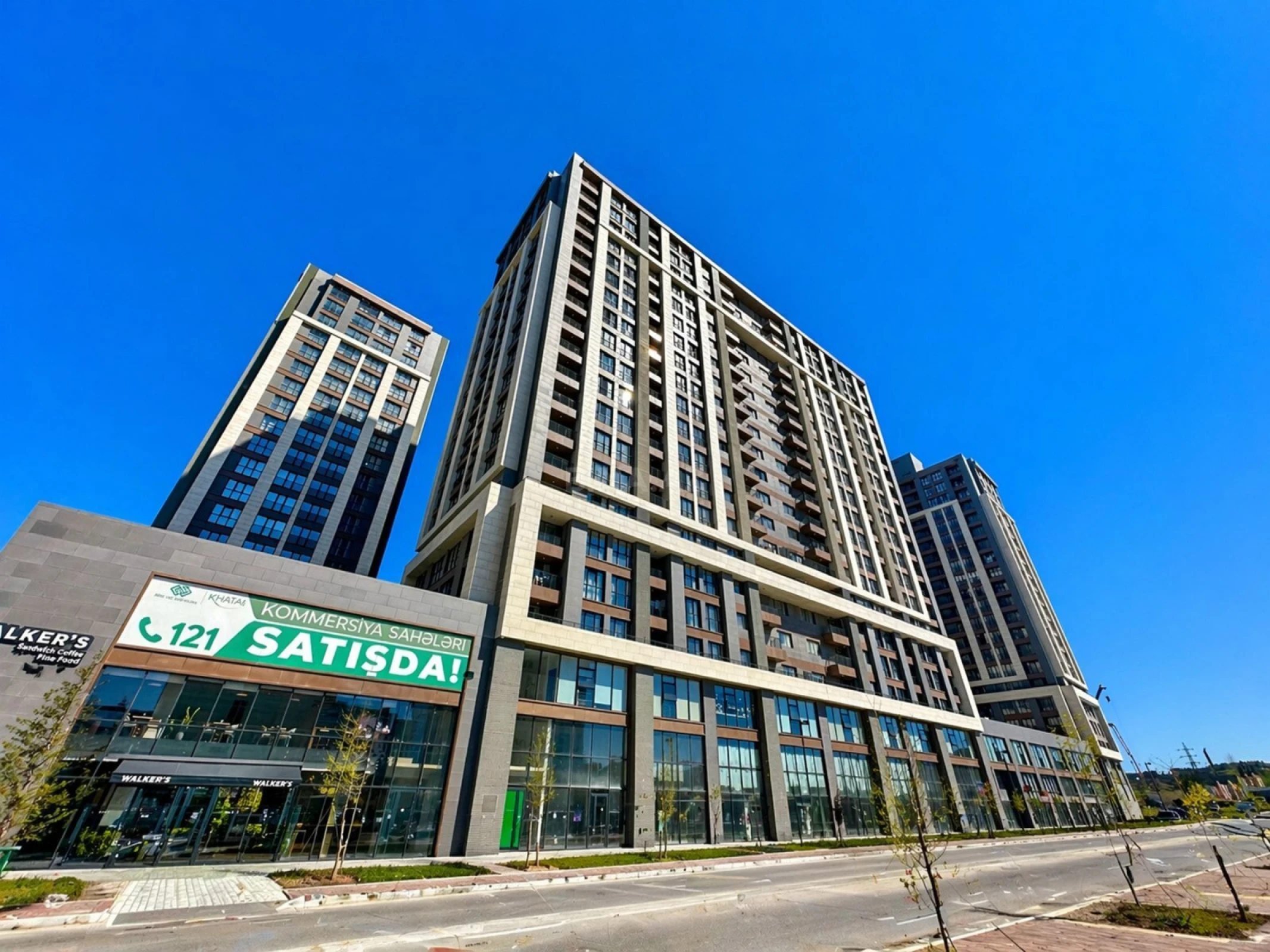 Satılır 3 otaqlı mənzil 127.8 m²