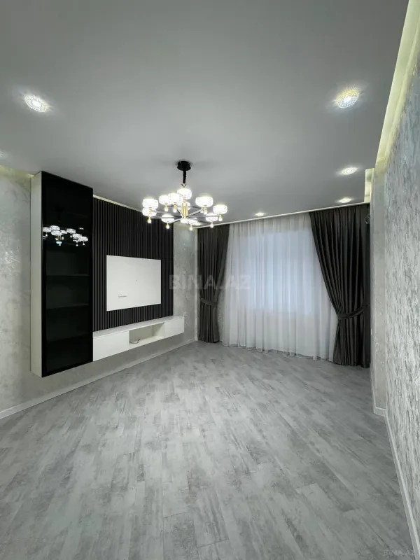 Satılır 3 otaqlı mənzil 120 m²