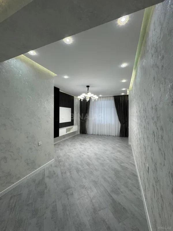 Satılır 3 otaqlı mənzil 120 m²