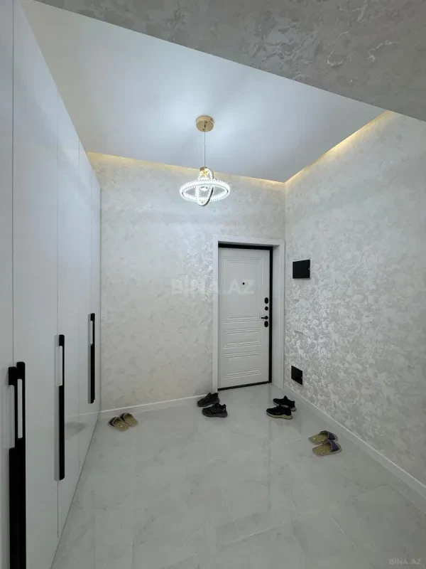 Satılır 3 otaqlı mənzil 120 m²