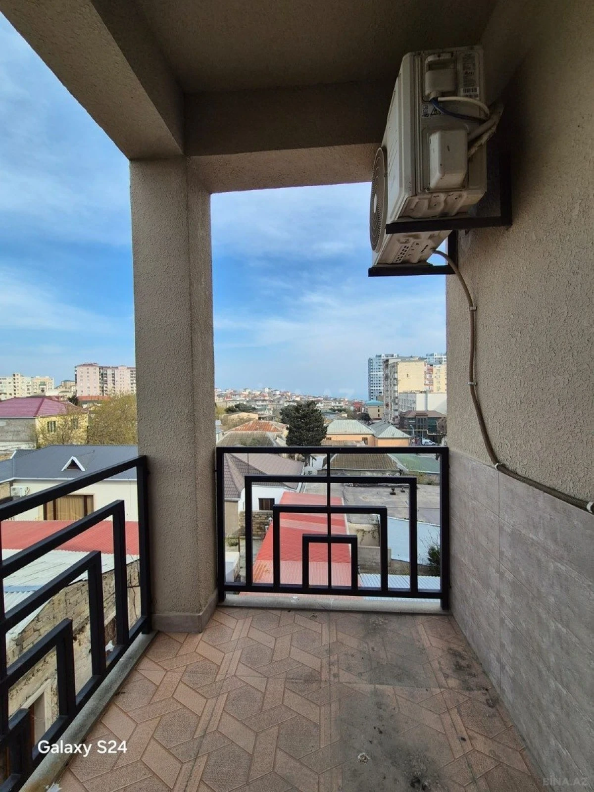 Satılır 3 otaqlı mənzil 70 m²