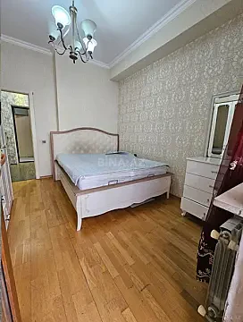Satılır 2 otaqlı mənzil 50 m²