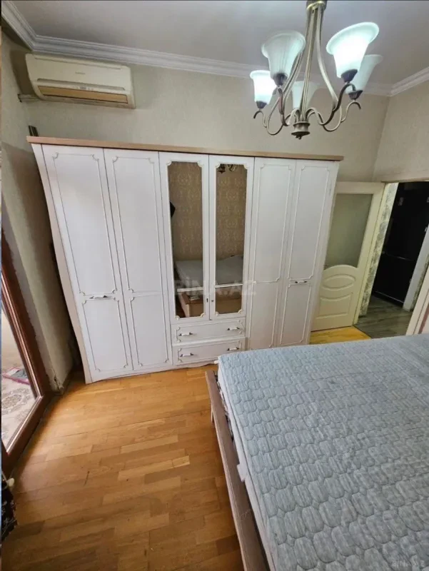 Satılır 2 otaqlı mənzil 50 m²