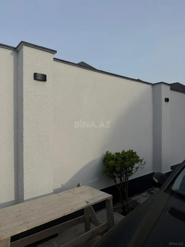 Satılır 6 otaqlı mənzil 230 m²