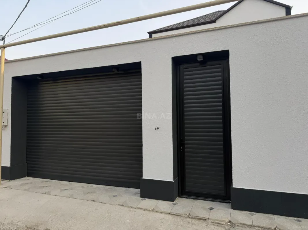 Satılır 6 otaqlı mənzil 230 m²
