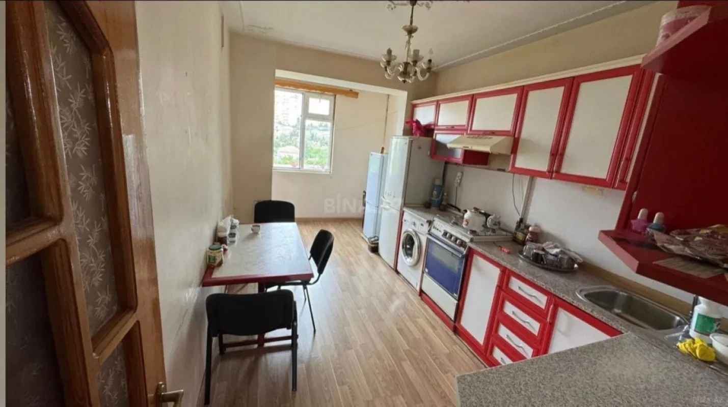 Satılır 2 otaqlı mənzil 65 m²