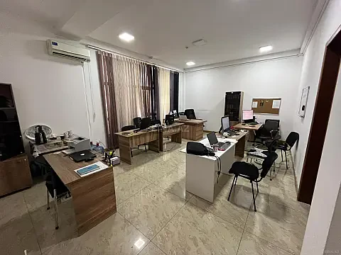 Kirayə verilir 4 otaqlı ofis 150 m² — Bakı, Nərimanov 4 otaq 150.00 m²