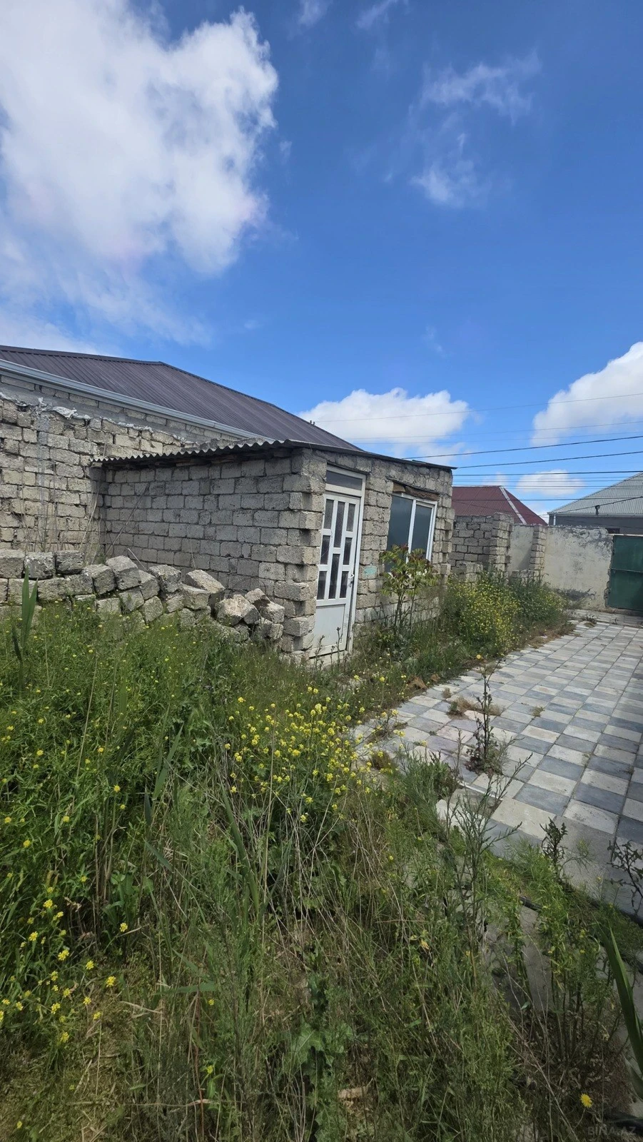 Satılır obyekt 160 m²