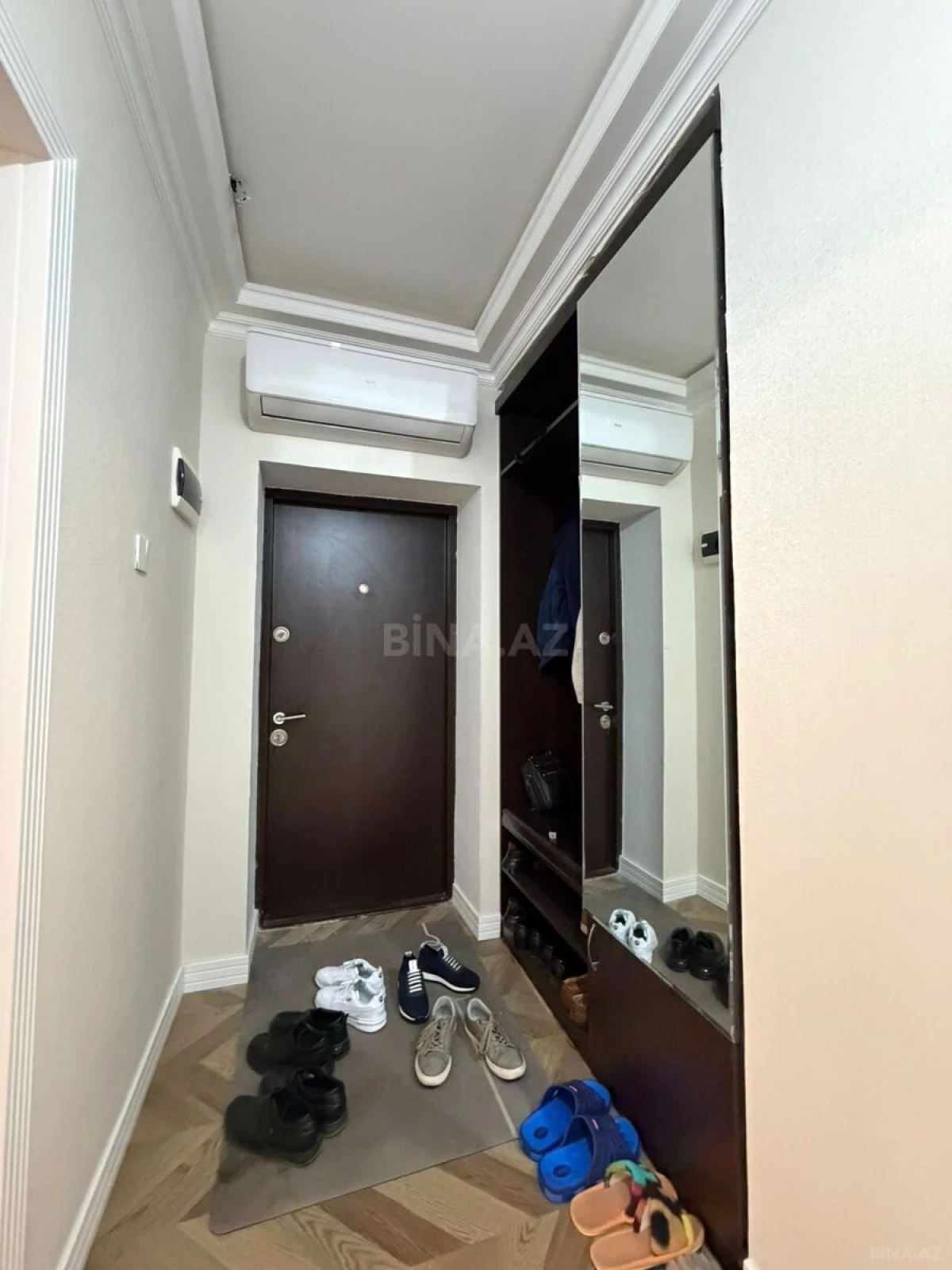 Satılır 3 otaqlı mənzil 78 m²