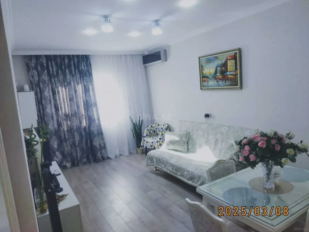Satılır 2 otaqlı mənzil 60 m²