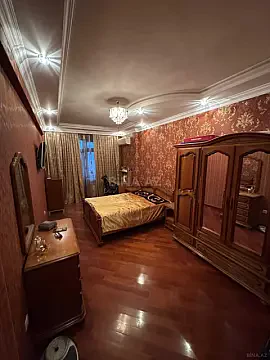 Kirayə verilir 2 otaqlı mənzil 95 m²