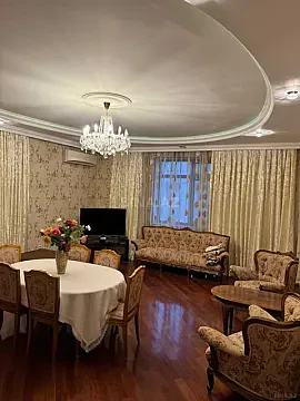 Kirayə verilir 2 otaqlı mənzil 95 m² — Bakı 2 otaq 95.00 m²