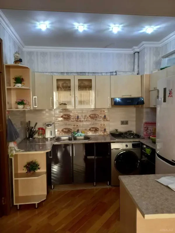 Satılır 2 otaqlı mənzil 57 m²