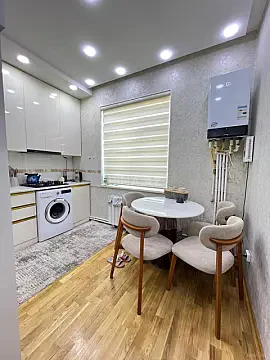 Satılır 3 otaqlı mənzil 90 m²