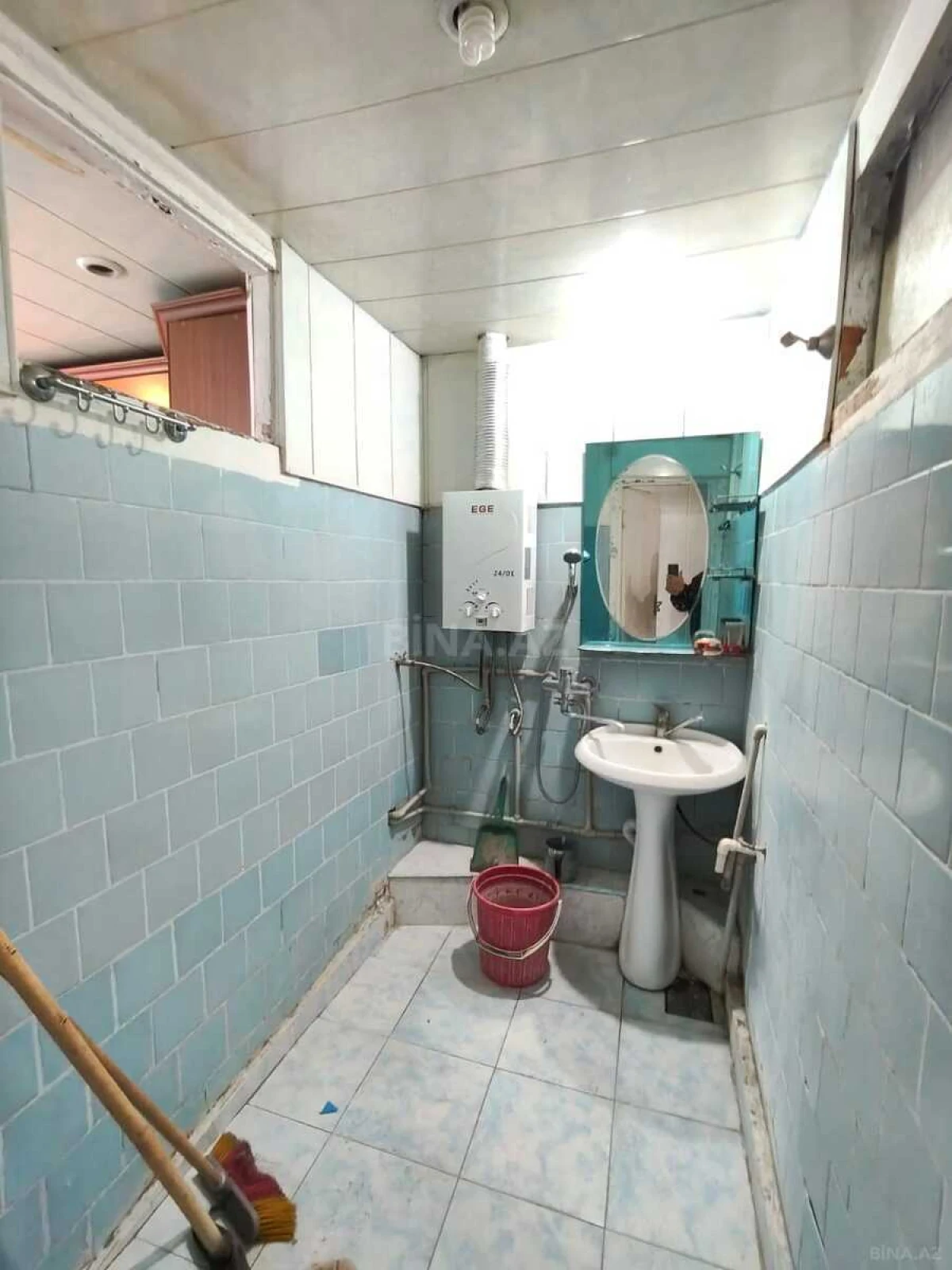 Satılır 4 otaqlı mənzil 95 m²