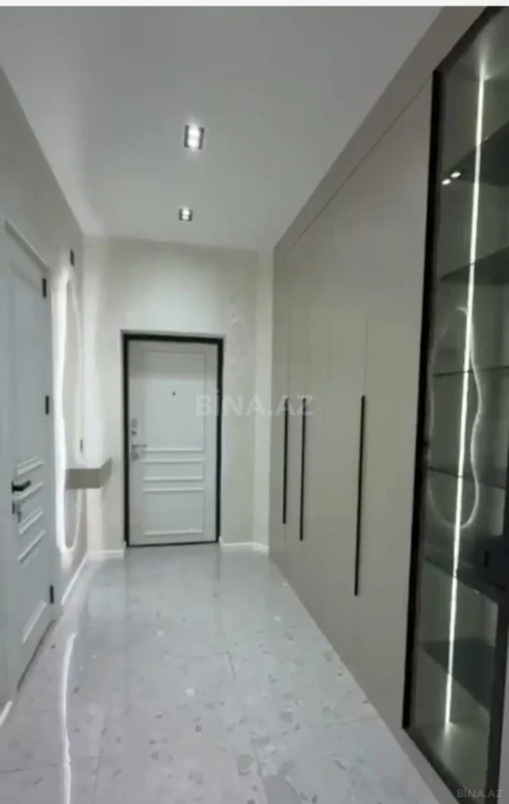 Satılır 3 otaqlı mənzil 100 m²