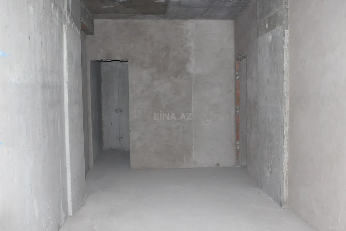 Satılır 3 otaqlı mənzil 157 m²