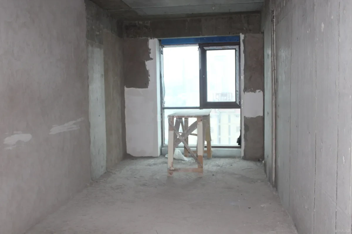 Satılır 3 otaqlı mənzil 157 m²