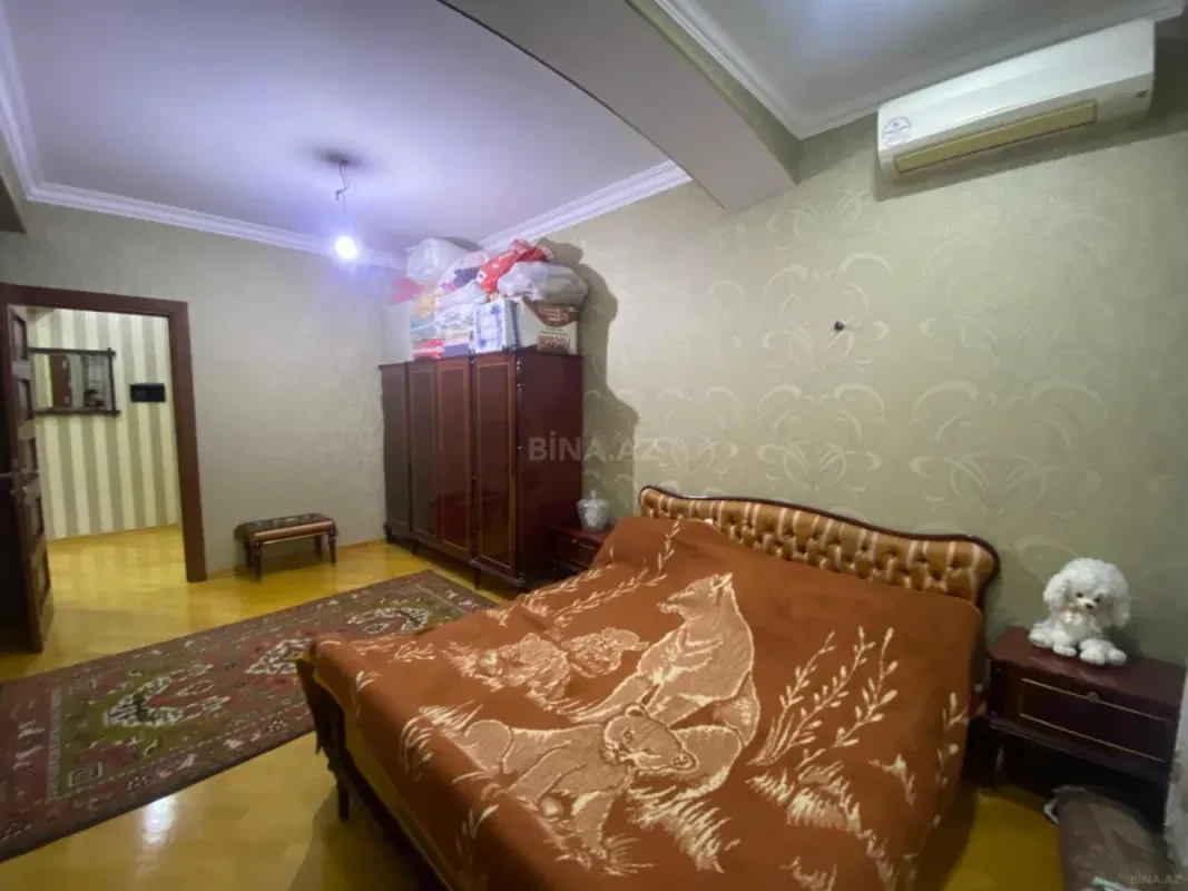 Satılır 2 otaqlı mənzil 80 m²