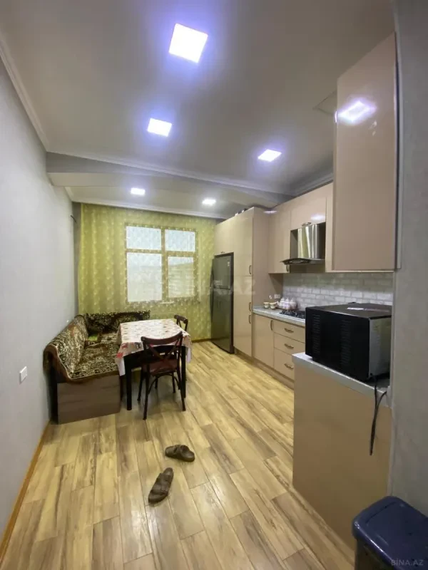 Satılır 2 otaqlı mənzil 80 m²