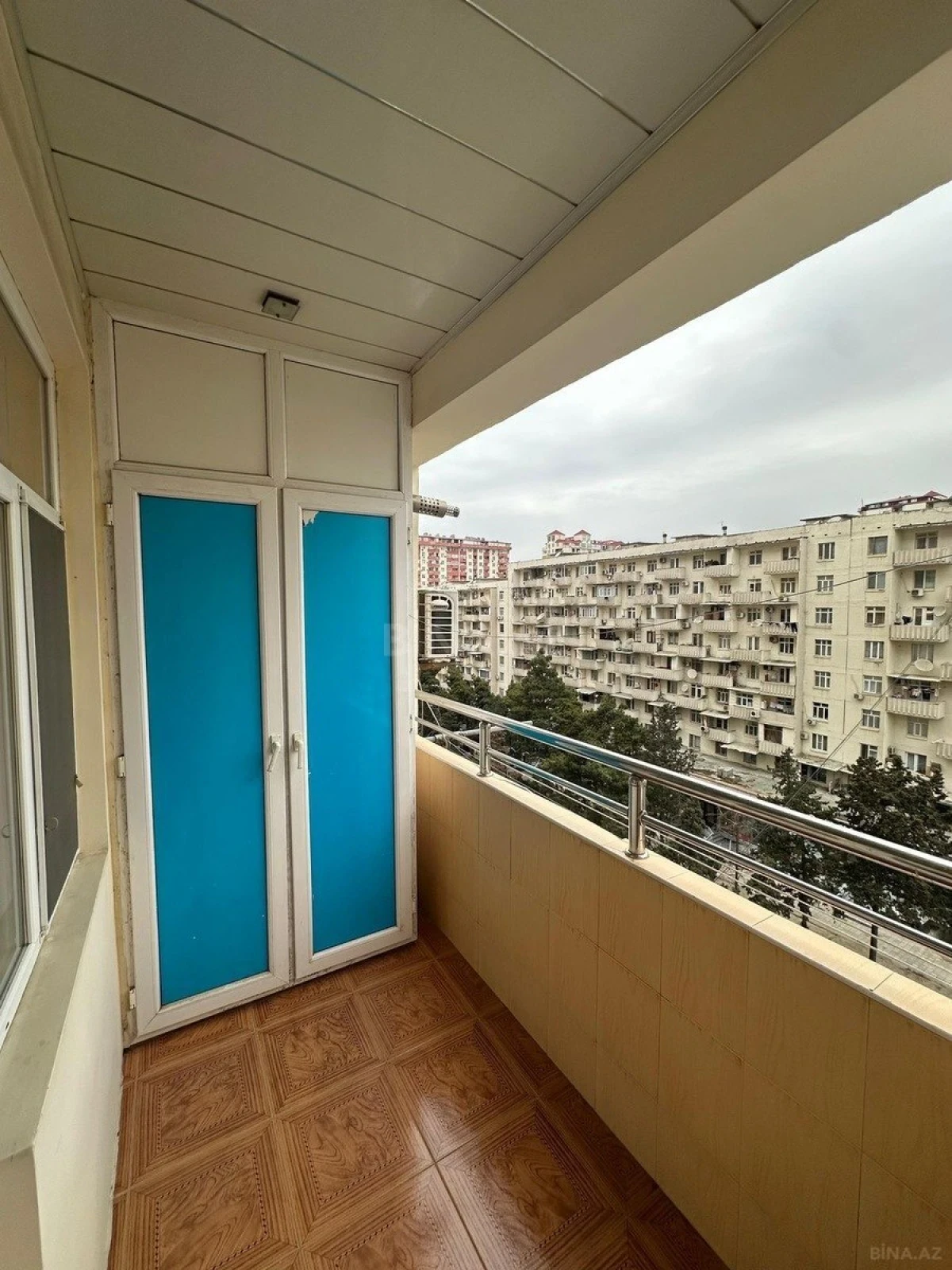 Satılır 2 otaqlı mənzil 80 m²