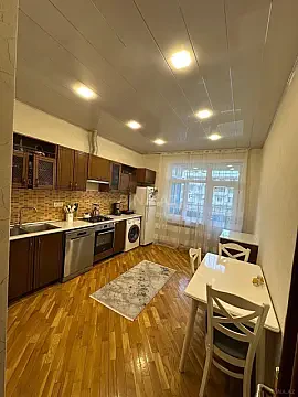 Satılır 2 otaqlı mənzil 80 m²