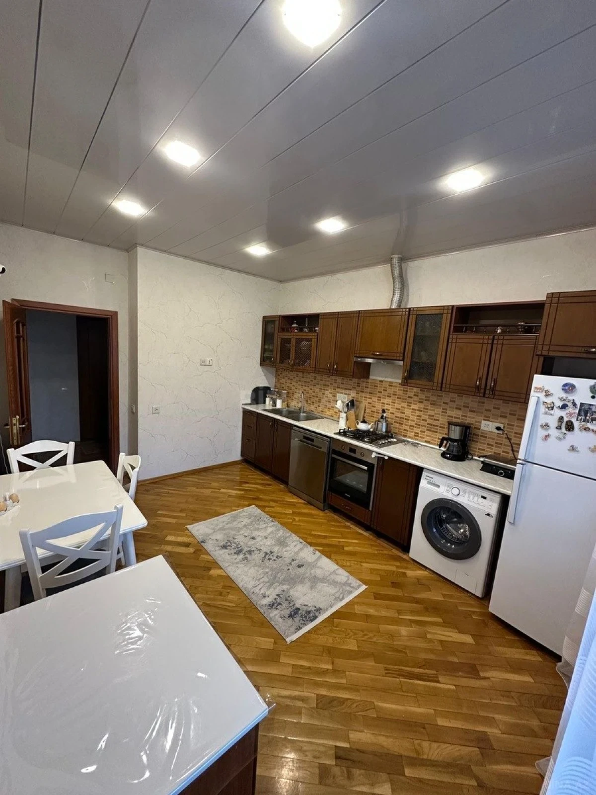 Satılır 2 otaqlı mənzil 80 m²