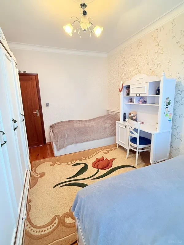 Satılır 3 otaqlı mənzil 80 m²