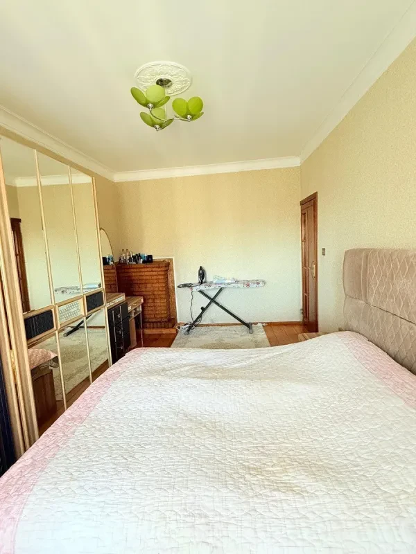 Satılır 3 otaqlı mənzil 80 m²