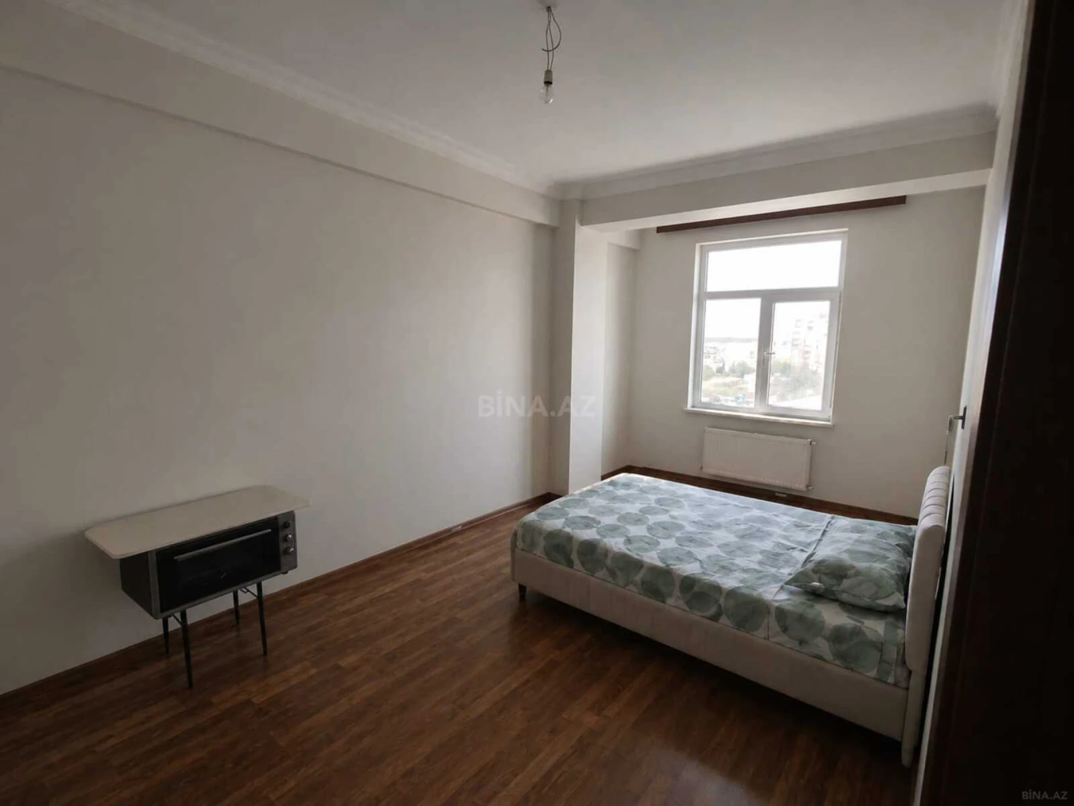 Satılır 4 otaqlı mənzil 144.7 m²