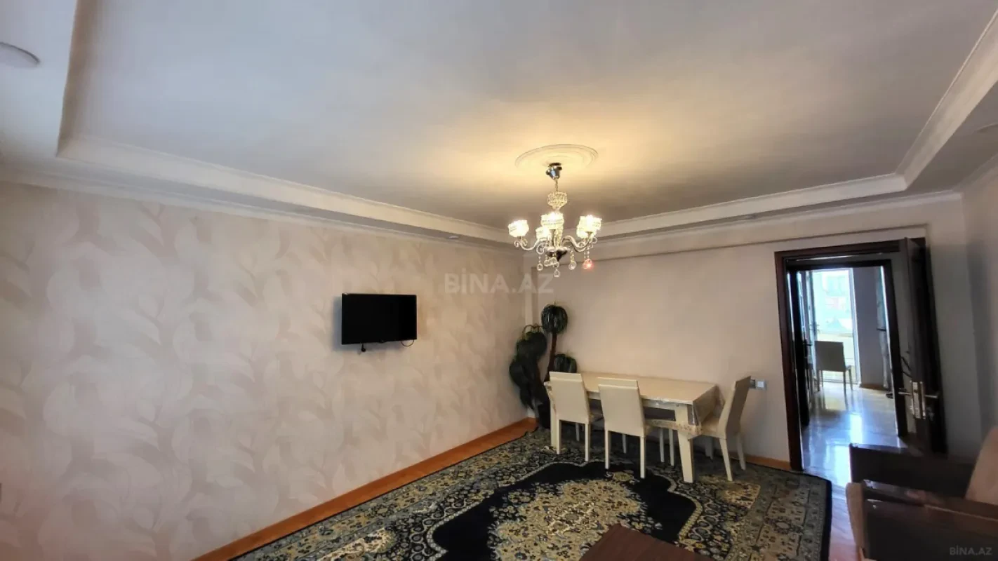 Satılır 3 otaqlı mənzil 85 m²