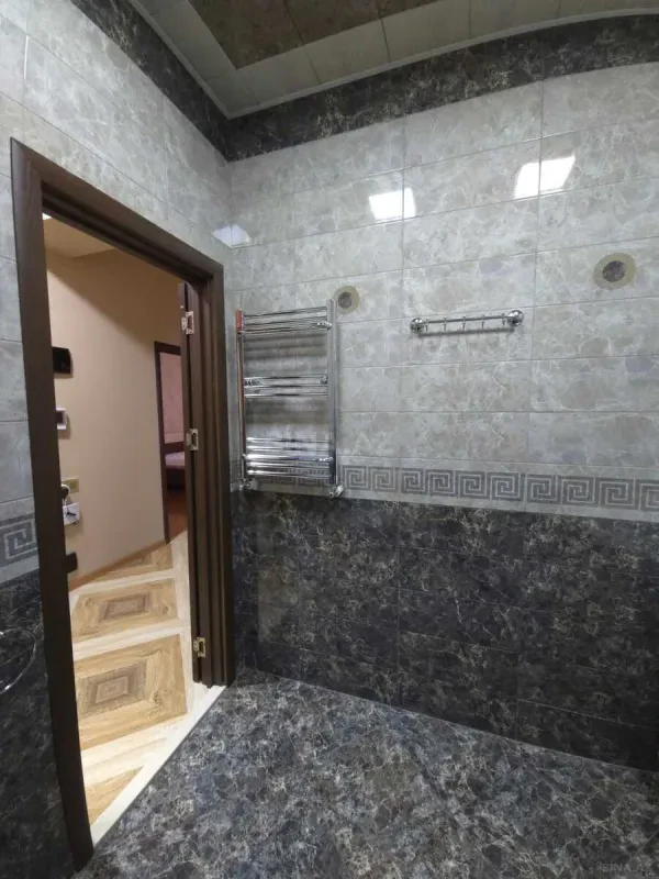 Satılır 2 otaqlı mənzil 85 m²