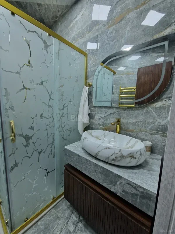Kirayə verilir 2 otaqlı mənzil 70 m²