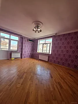 Satılır 3 otaqlı mənzil 107 m²