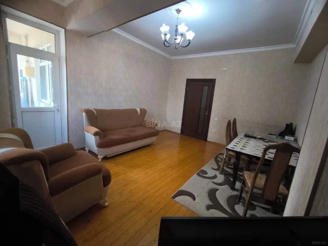 Kirayə verilir 3 otaqlı mənzil 110 m²