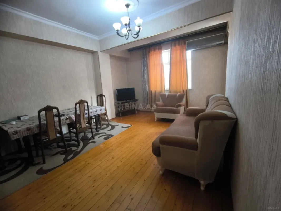 Kirayə verilir 3 otaqlı mənzil 110 m²