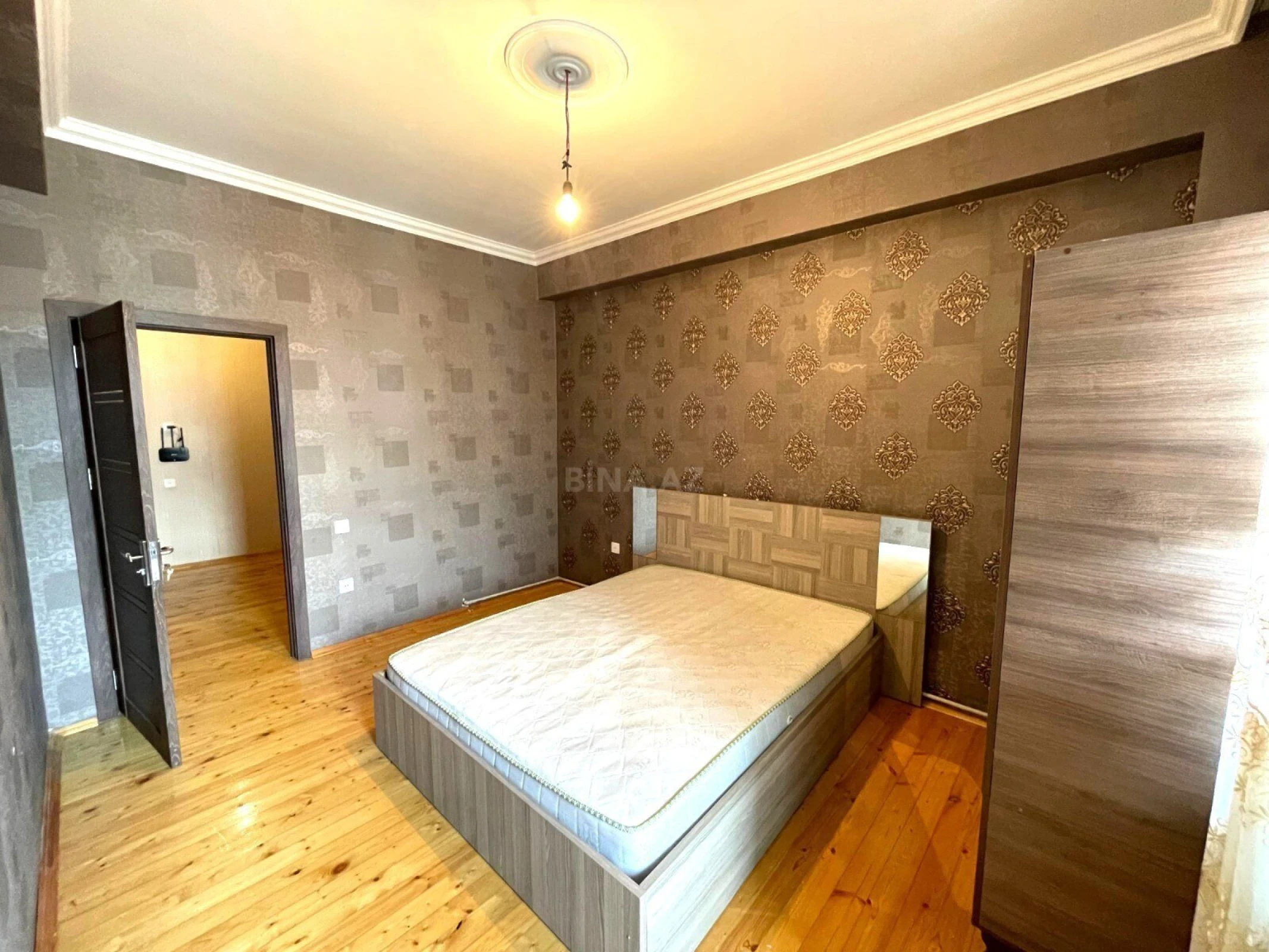 Kirayə verilir 2 otaqlı mənzil 70 m²