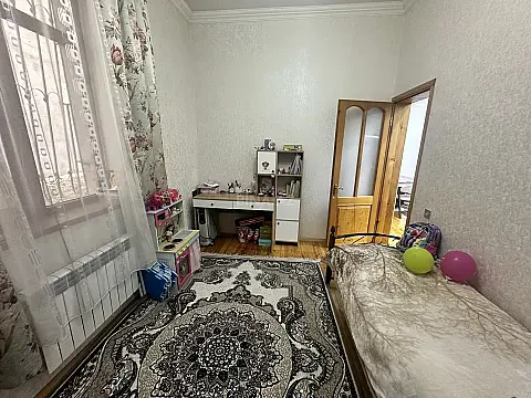 Satılır 4 otaqlı həyət evi 120 m²