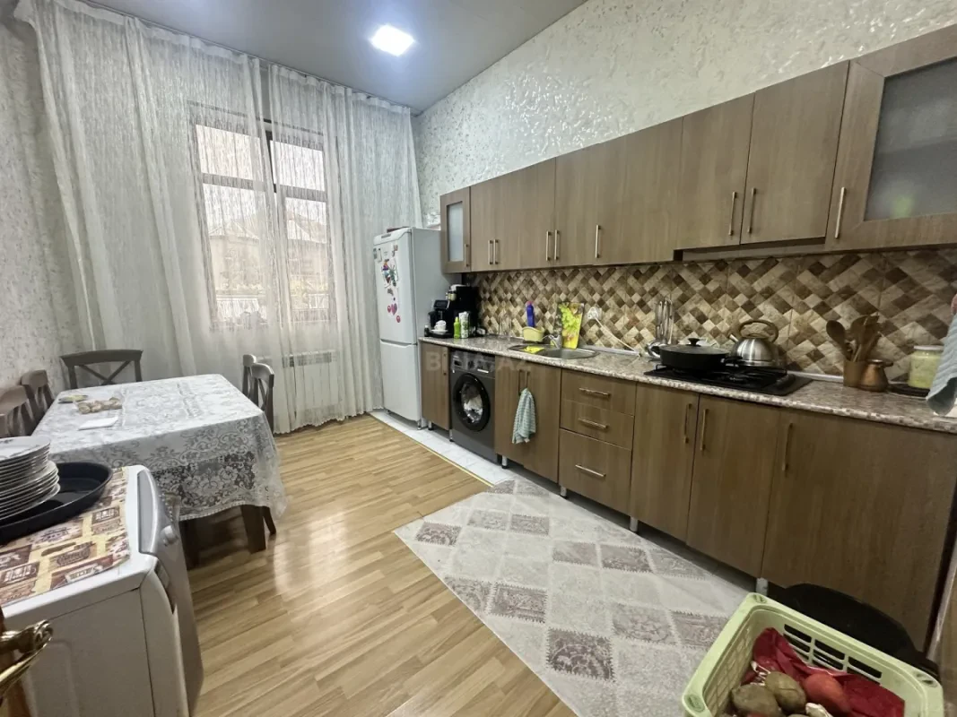 Satılır 4 otaqlı həyət evi 120 m²