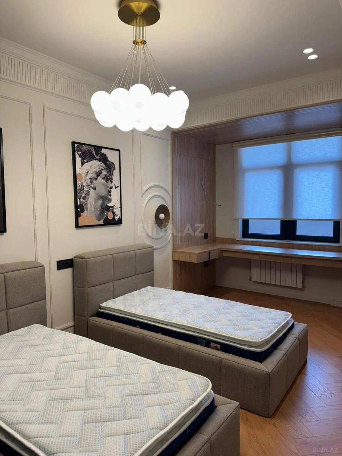 Satılır 3 otaqlı mənzil 108 m²