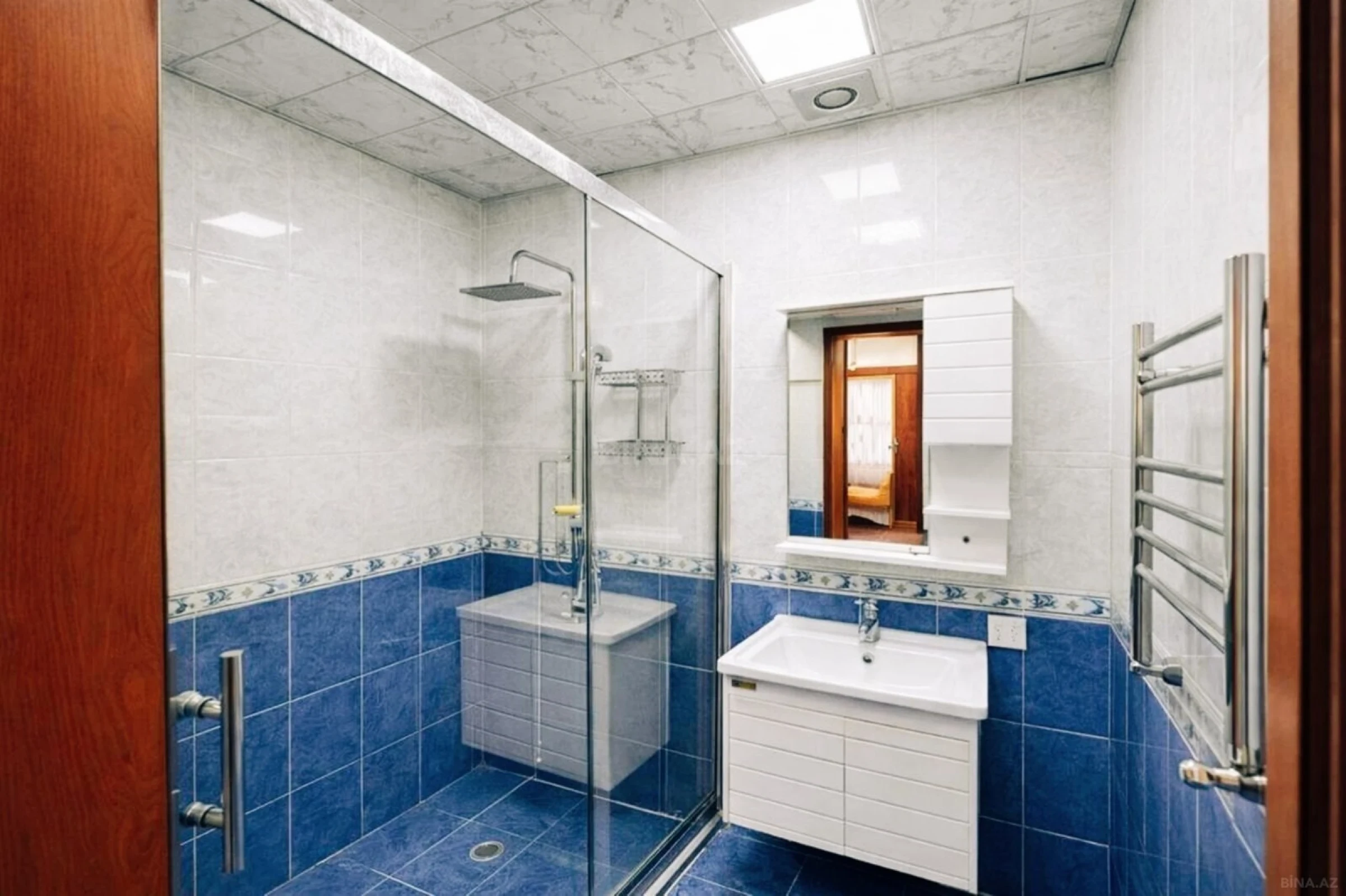 Satılır 3 otaqlı mənzil 105 m²