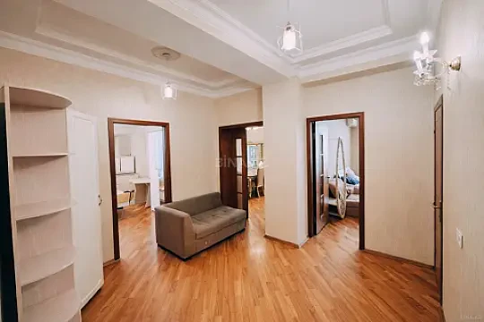 Satılır 3 otaqlı mənzil 105 m² — Bakı, İnşaatçılar 3 otaq 105.00 m²