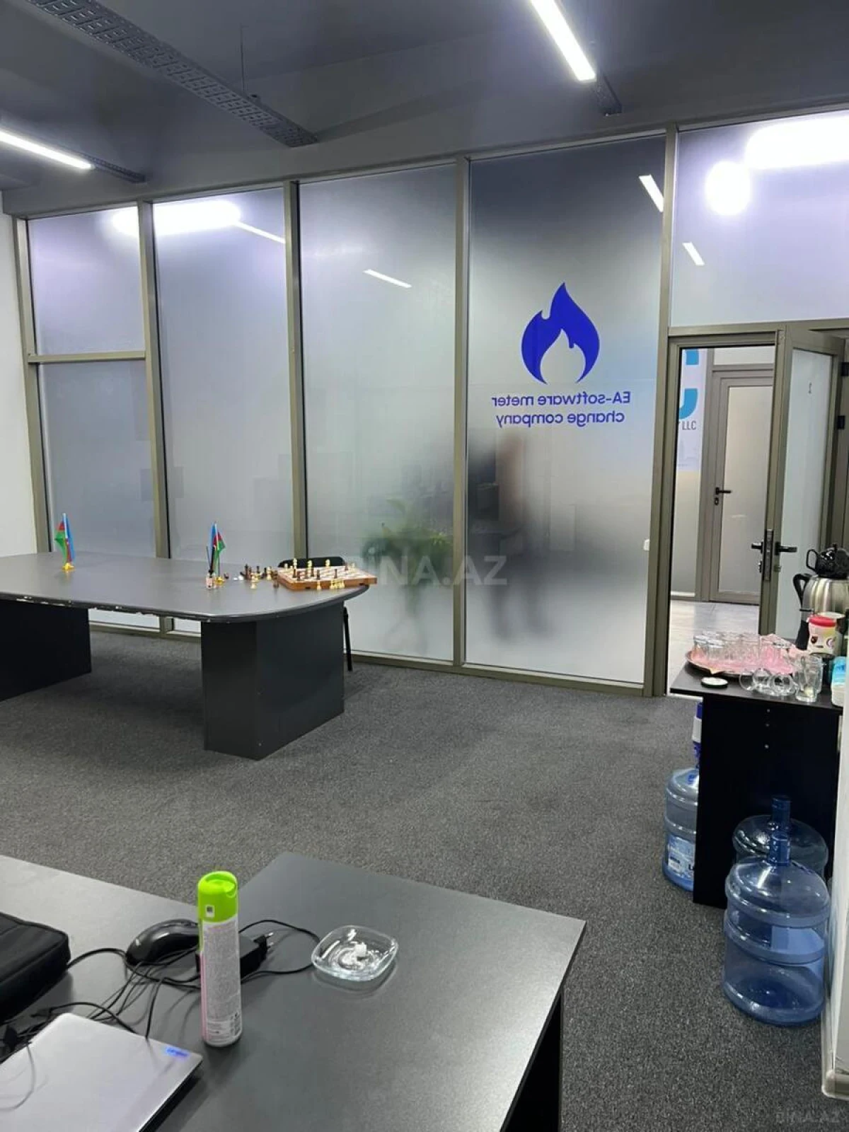 Kirayə verilir 2 otaqlı ofis 65 m²