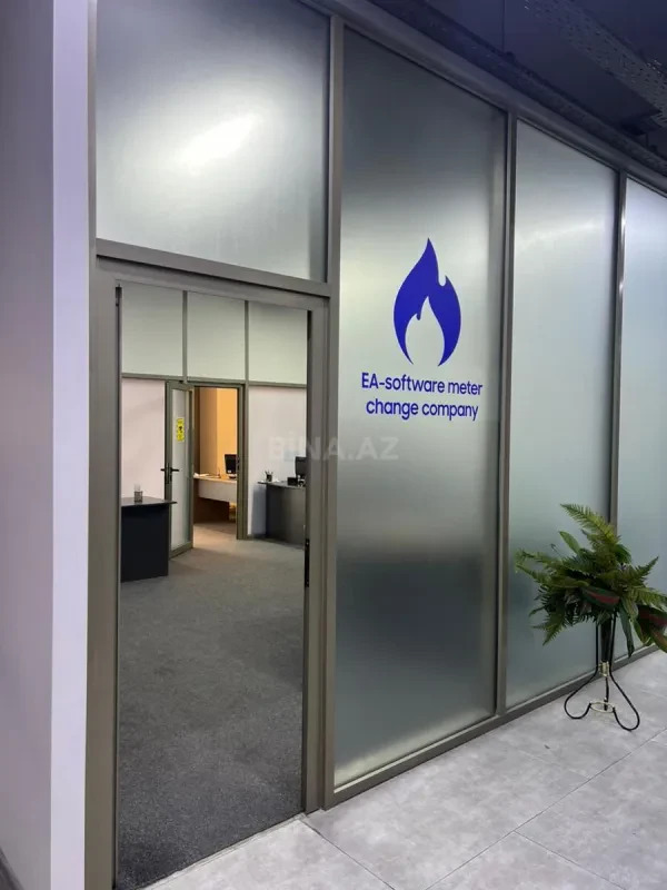 Kirayə verilir 2 otaqlı ofis 65 m²