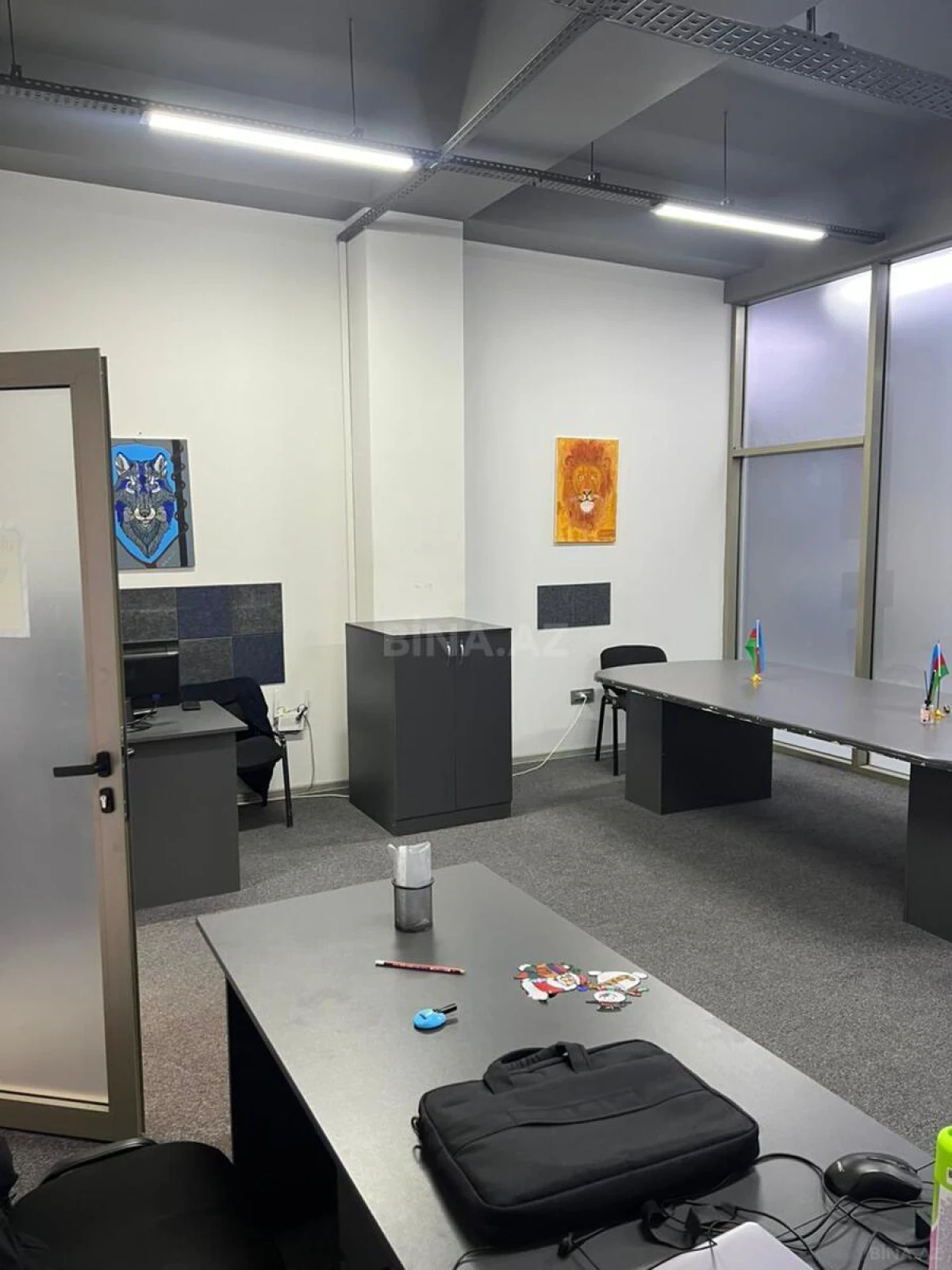 Kirayə verilir 2 otaqlı ofis 65 m²
