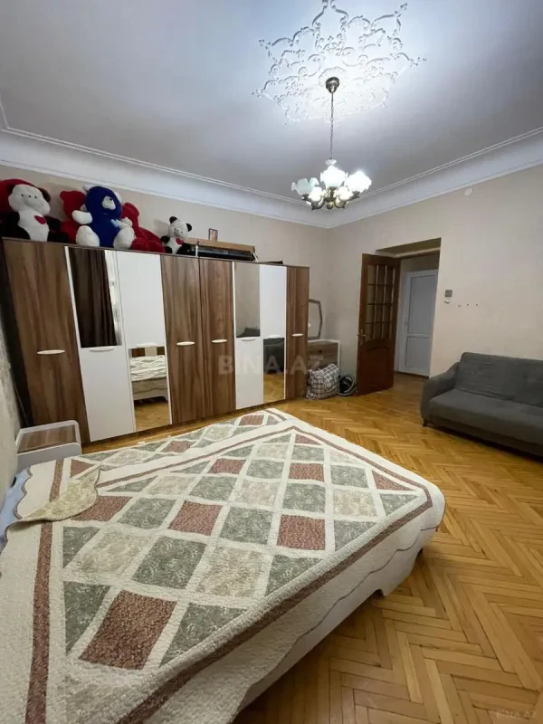 Kirayə verilir 3 otaqlı mənzil 70 m²